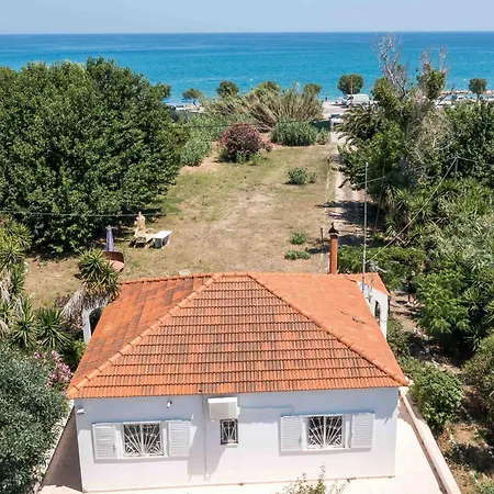 Tinas Dreams By The Sea *